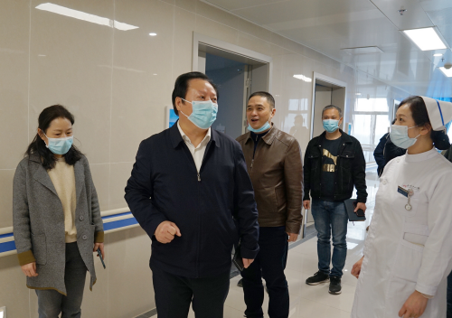 肖书记视察新楼_副本.png